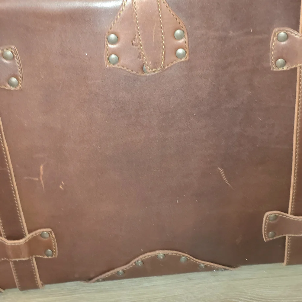 2015 Saddleback Leather Suitcase (hard sided, well traveled)